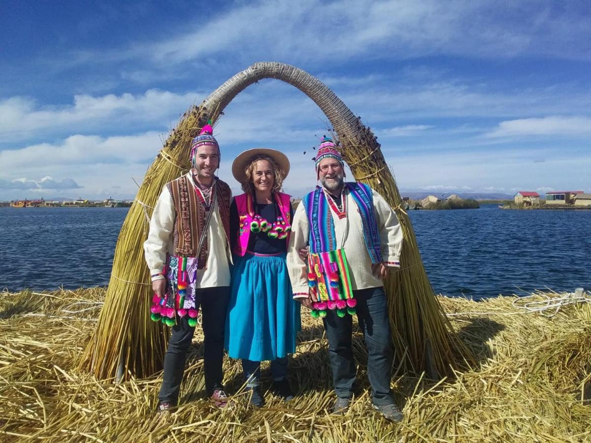 Los Uros Puno Exterior photo